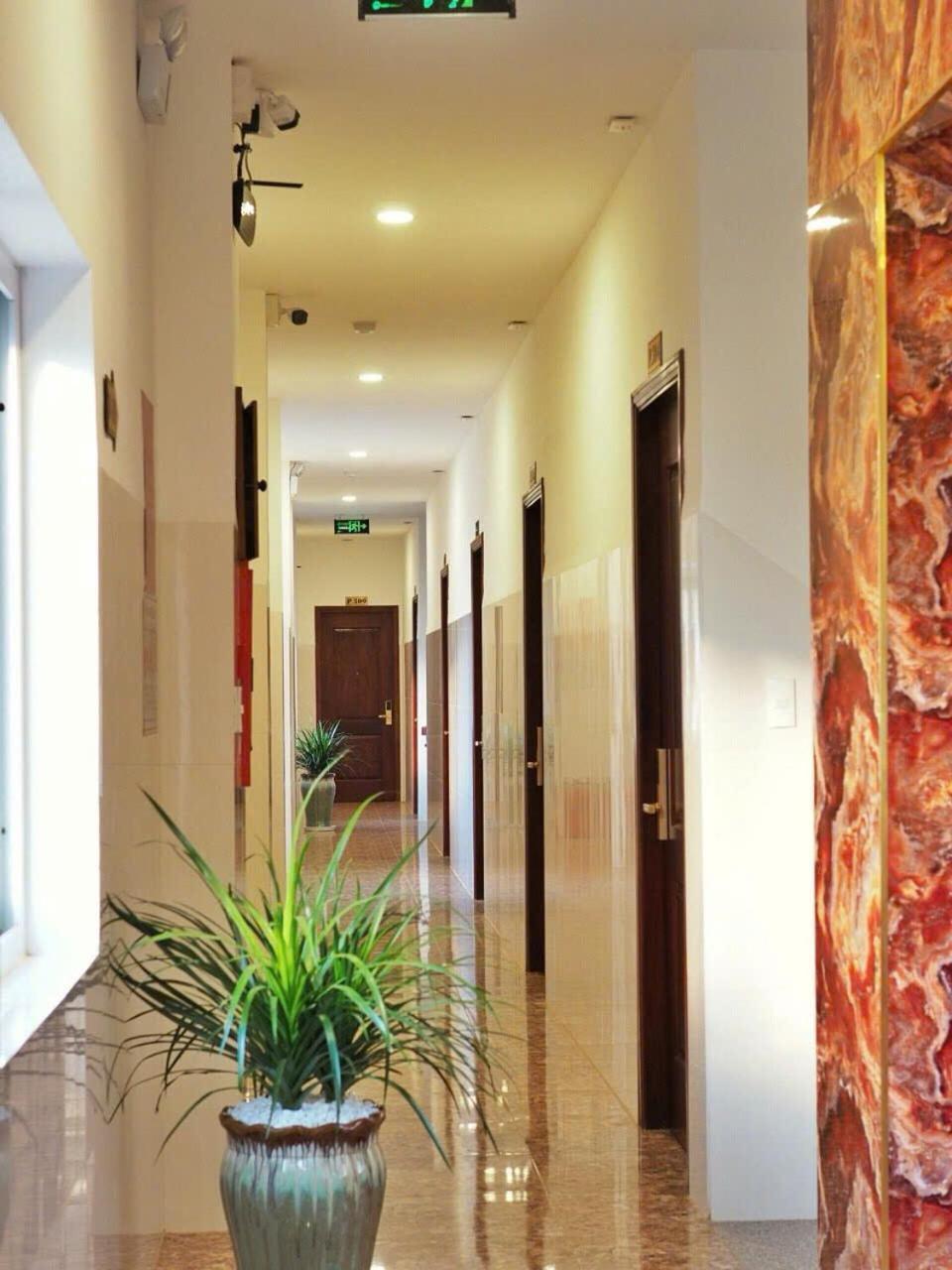 Khach San My Ngoc Hotel Buon Ma Thuot Buitenkant foto