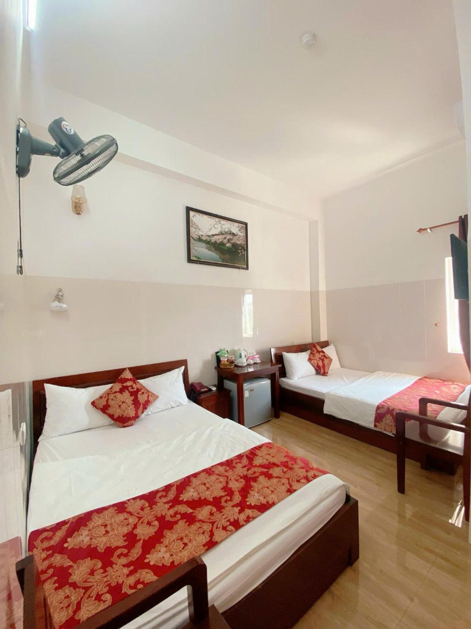 Khach San My Ngoc Hotel Buon Ma Thuot Buitenkant foto